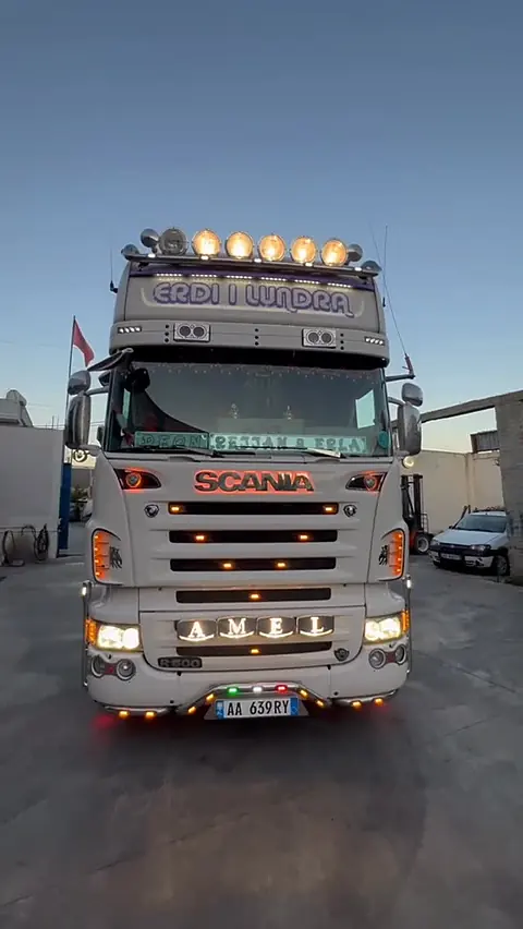 Scania R500 me dritat ndezur para servisit